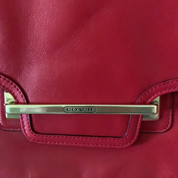 Coach Taylor F27481 Coral Colored Leather Flap Bag - Picture 2 of 9